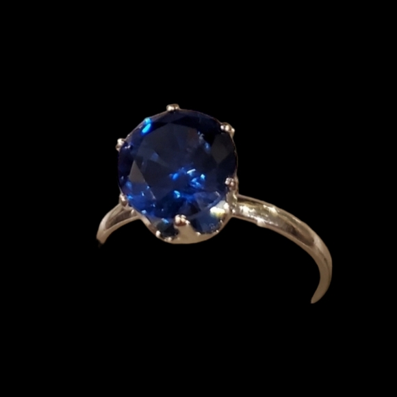 Jewelry - 1.2 Carat AAA zirconia sapphire birthstone ring